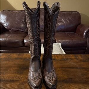 Ariat Casanova Boots NWOT Never Worn